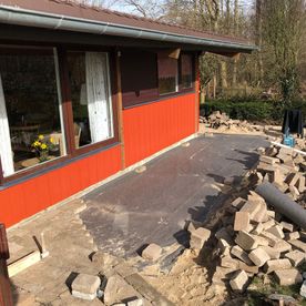 Praktiske Gris, terrasse opbrydning